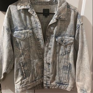 Wild Fable women’s denim jacket size xs. Fits like. Medium. NWOT.